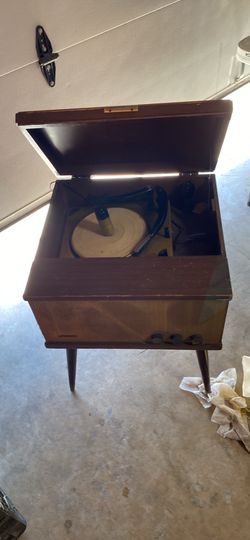 1950s Magnavox console