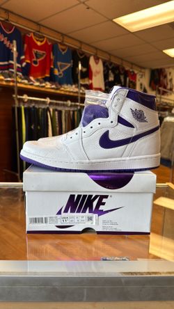 New Jordan 1 Court Purple size 10M 11.5W