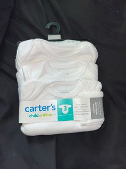 Newborn clothes and neck pill
