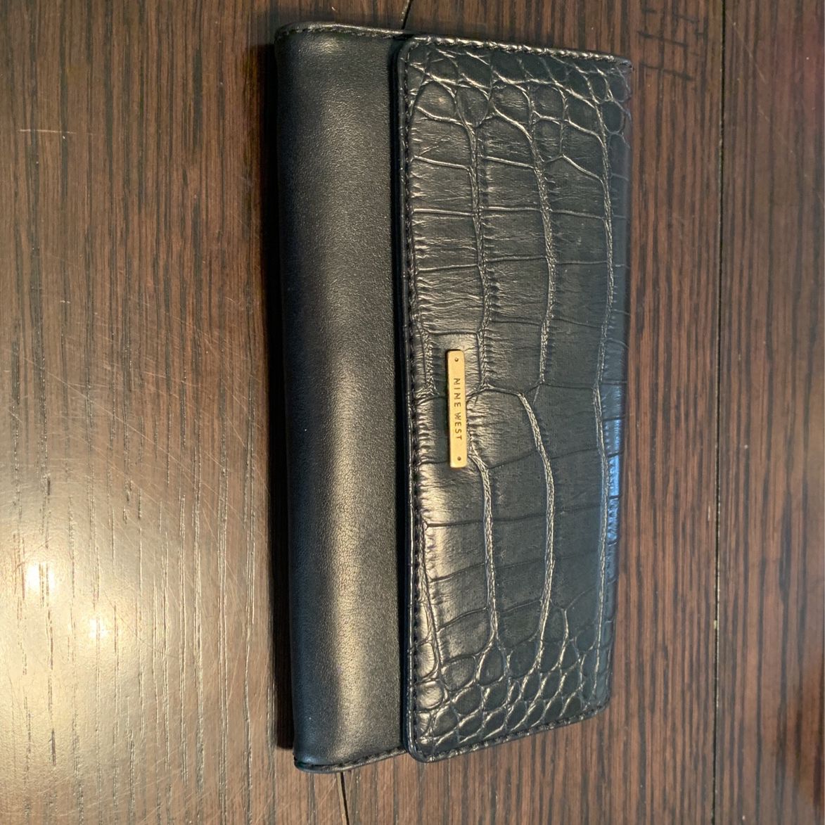 Fashion Wallets for Sale in Escondido, CA - OfferUp