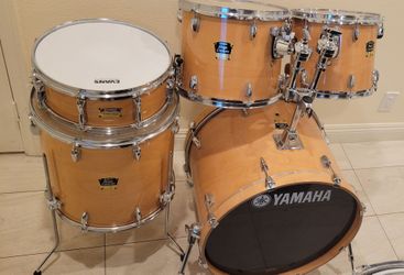 Yamaha Stage Custom Advantage  Drum Set 12,13,16,22 14 snare