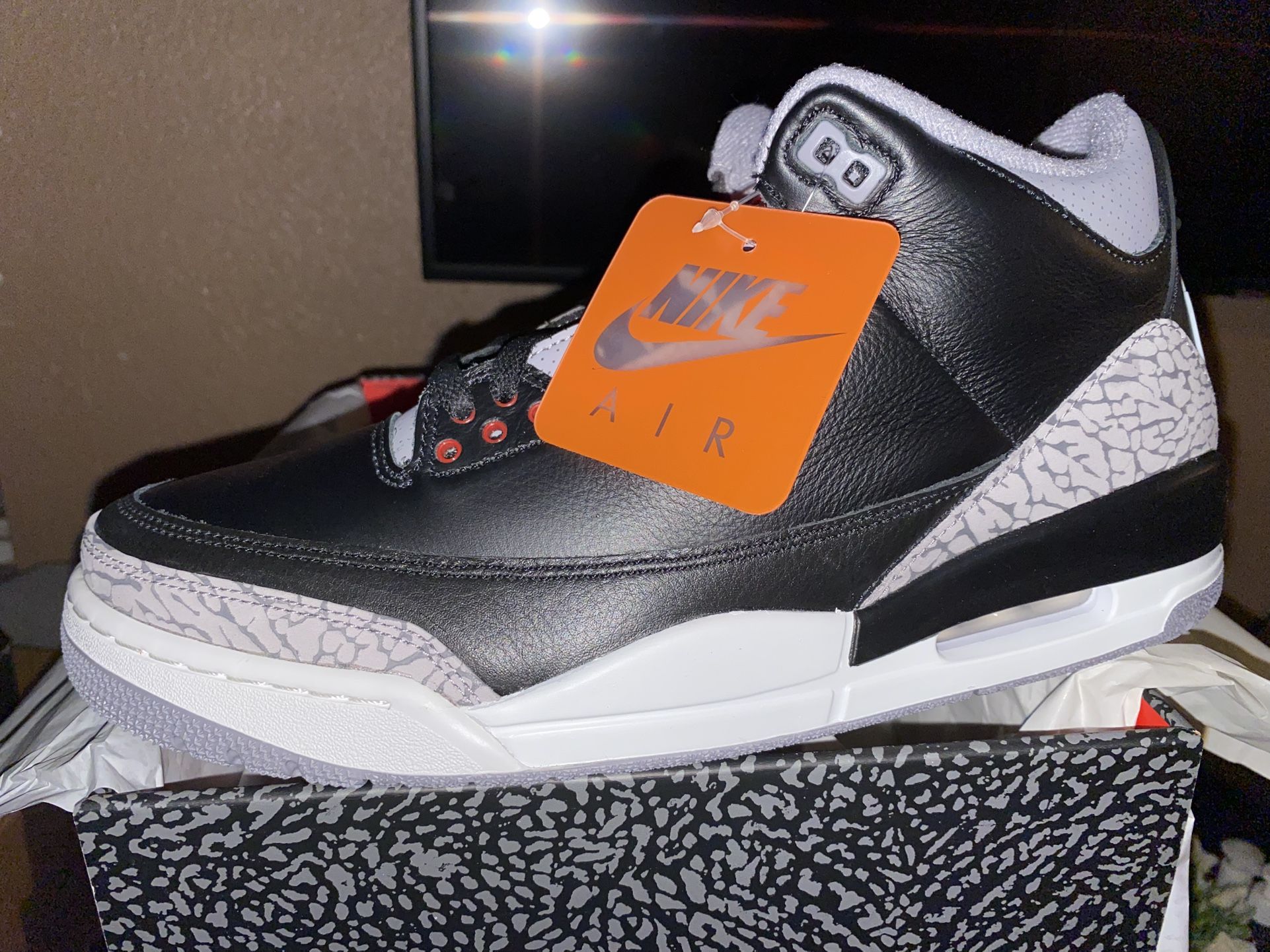 Air Jordan 3 Retro *Black Cement*