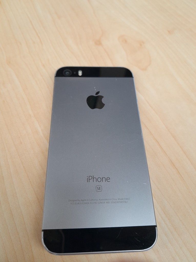 (activation Locked Parts Only) IPhone Se A1662