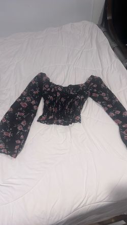 Black Floral Smocked Crop Top Long Sleeve
