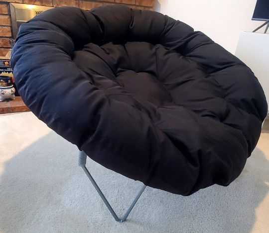 Foldable Saucer Chair