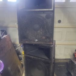 Bocinas Medios 15 B52