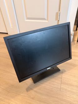 Dell Flat Screen Monitor with Stand