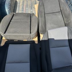 07-12 Silverado Seat Covers And Cushion