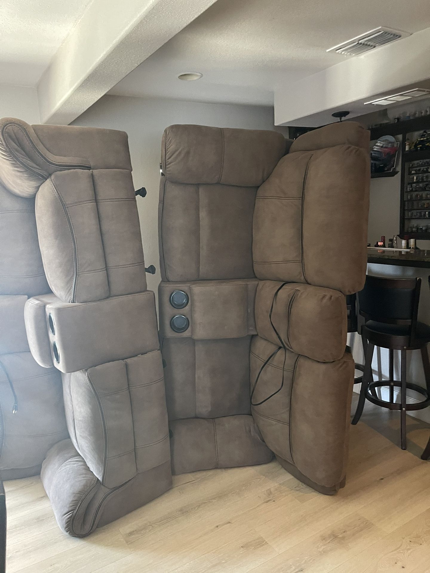 Brown Recliners With Power Plugs