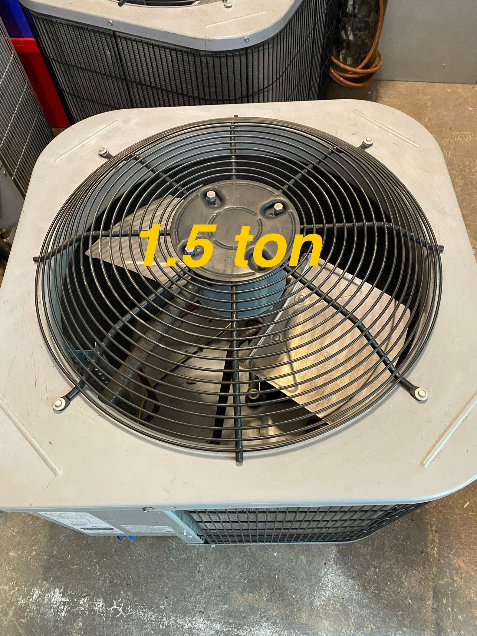 Carrier Smart Confort 1.5 Ton Condenser