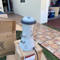Above Ground Pool Filter Pump – Works Good
