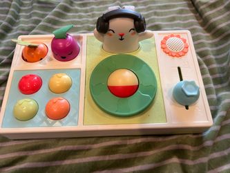 Skip Hop Farmstand Let The Beet Drop DJ Set Baby Musical Toy