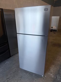 Like new 30” AVANTI FRIDGE REFRIGERATOR NEVERA HELADERA FRIO REFRIGERADOR GOOD CONDITION DELIVERY 🚚 AVAILABLE WARRANTY 100 DAYS 7️⃣8️⃣6️⃣4️⃣2️⃣0️⃣1️⃣