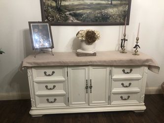 Vintage Buffet Sidebar French County Dresser