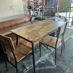 Table With 5 Chairs Extend