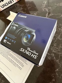 Canon PowerShot SX740 HS Silver