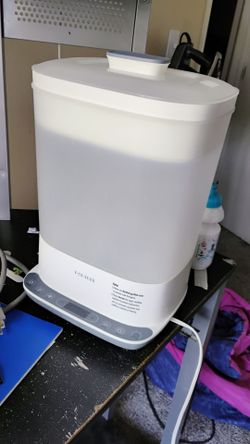 Bottle sanitizer and dryer