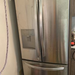 LG fridge Refrigerator READ DESCRIPTION 