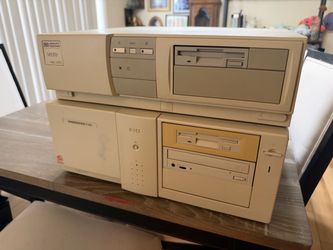 2 Vintage Computers PCs Pentium