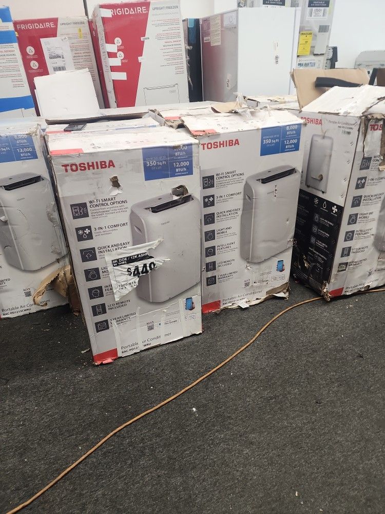 New Toshiba 8000btu Portable Air Conditioner