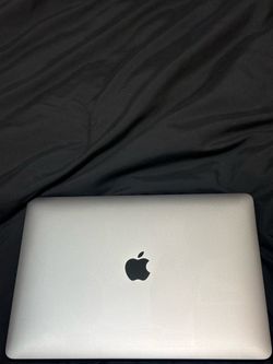 MacBook Air (2020)