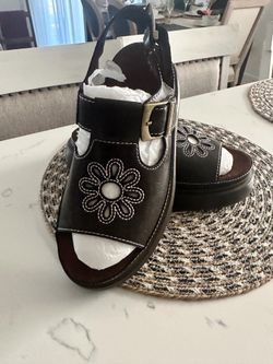 Women Platform Sandals size 8