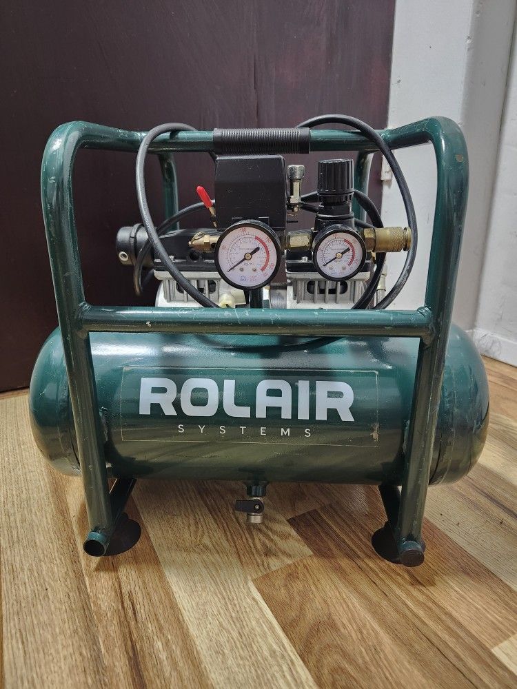 ROLAIR Portable Electric Air Compressor 2.5 Gal $100
