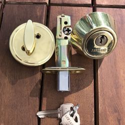 Door lock with keys