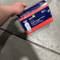 15 amp Leviton TR Outlets 10 Pack 