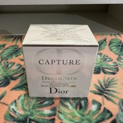 Dior Capture Dream Skin 020