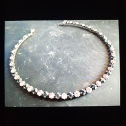 Pink And Black Stones Around A choker Necklace 