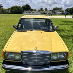 1984 Mercedes-Benz 300