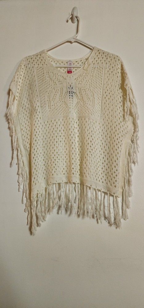 NWT No Boundaries Crochet Ivory Poncho Size M