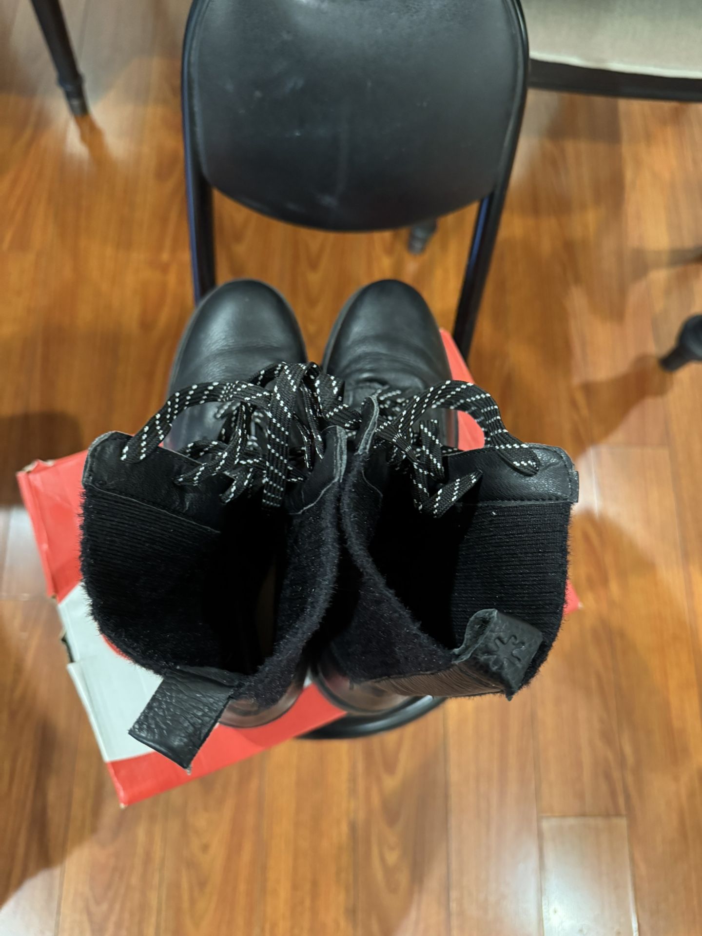 Used  Women’s Boots Black