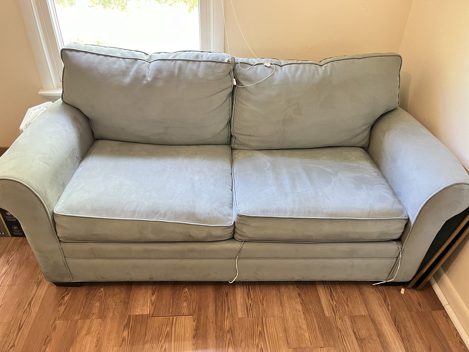Loveseat Convertible to a Double Bed 