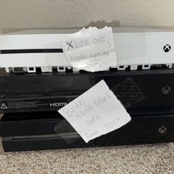 Xbox Lot Of 3 - 2 Xbox One No Disc Read + 1 Xbox One S Keeps Turning Off