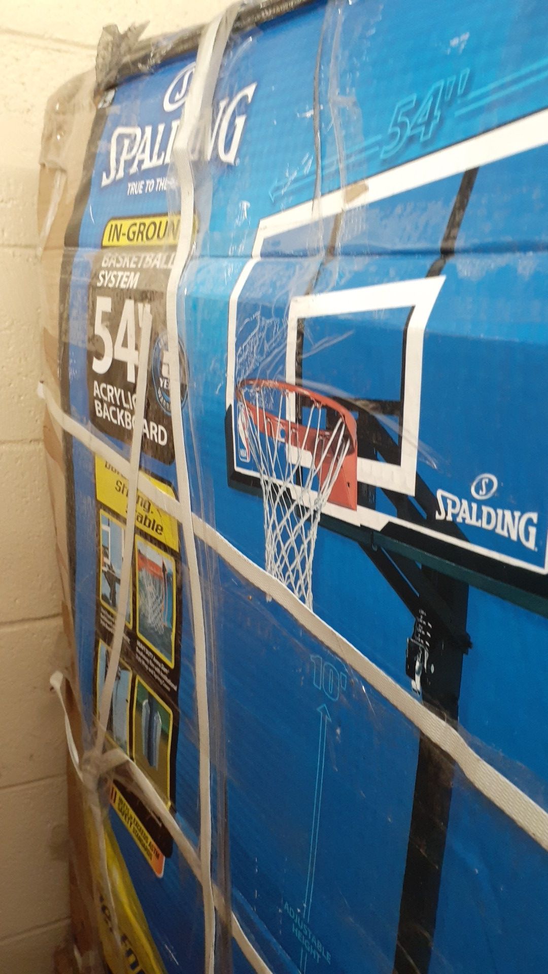 Spalding Basketball Hoop