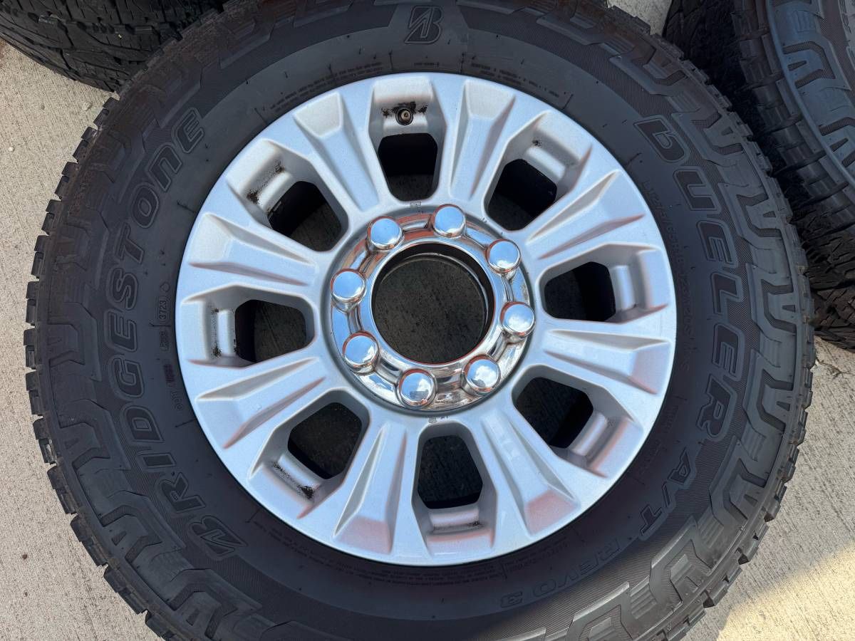FACTORY OEM FORD F250 F350 WHEELS 18 INCH