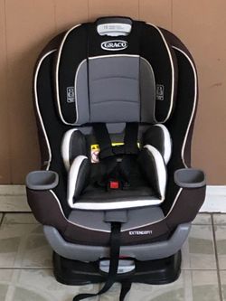 LIKE NEW GRACO EXTENDED 2FIT CONVERTIBLE CAR SEAT!!!!