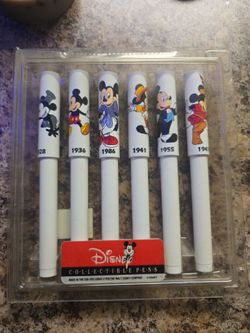 Disney collectible pens (dryed)