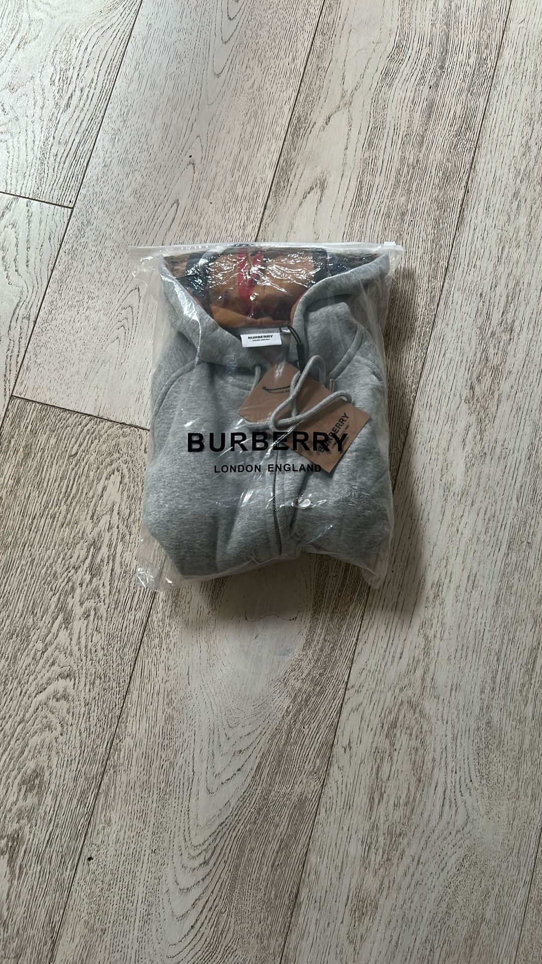 Burberry hoodie 