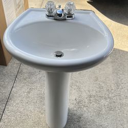 Pedestal Sink (white)