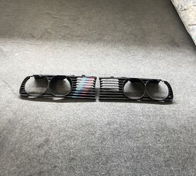 BMW E30 M Stripe Grill