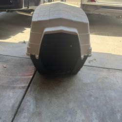 Large Dog House  Obo