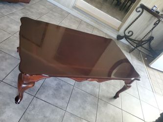 Se Vende mesa de centro medidas 45 × 27 × 16 de altura
