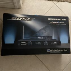 Wireless Microfone &  Receiver - Great For Singing