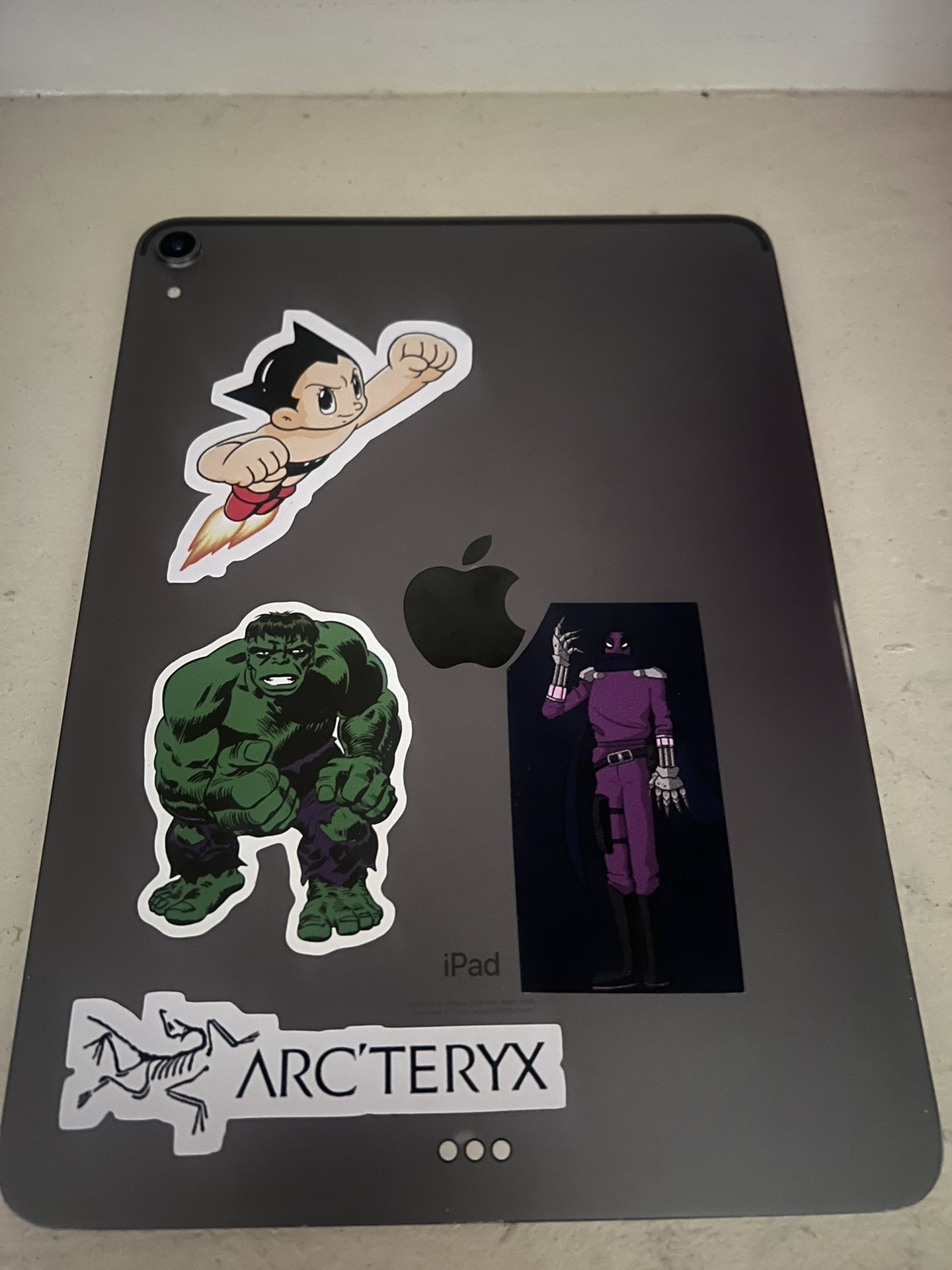 iPad Pro (2018) 11 in(Selling for parts)