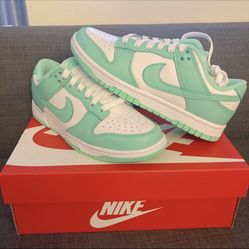 Nike Dunk Low Green Glow(w)