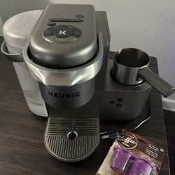 Keurig coffee  maker / Nespresso Machine