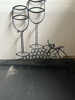 Black Metal Hanging Wine Glass Wall Art Decor